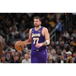 Los Angeles Lakers han entrado oficialmente en la era de Luka Dončić Los Angeles Lakers han entrado oficialmente en la era de Luka Dončić